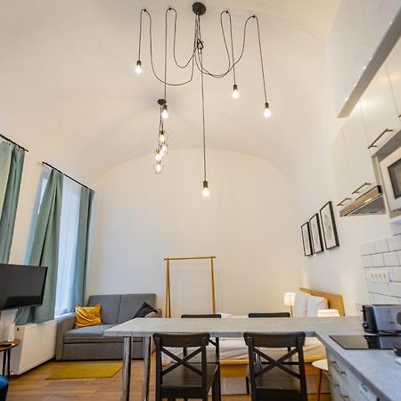 Cassa Mist Apartment Budapest Esterno foto