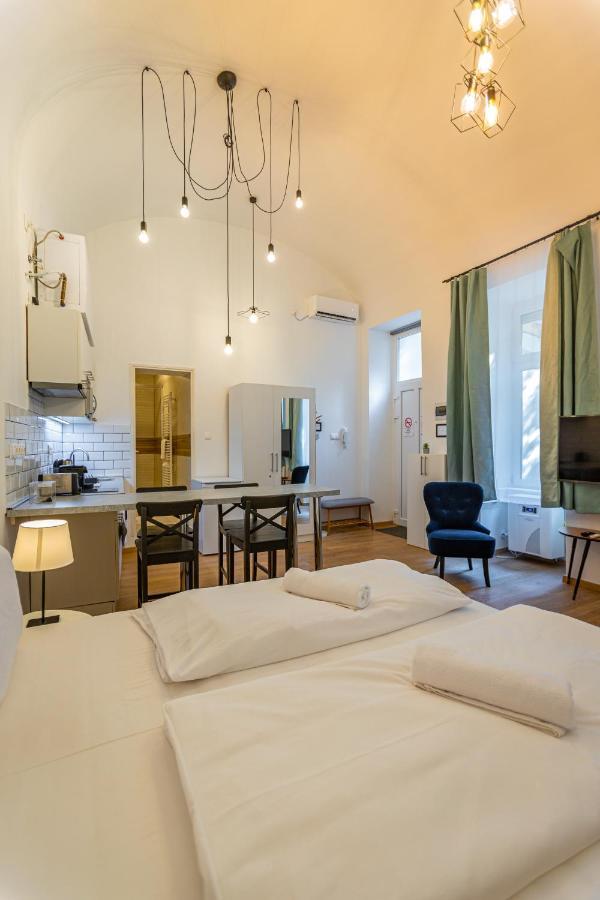 Cassa Mist Apartment Budapest Esterno foto