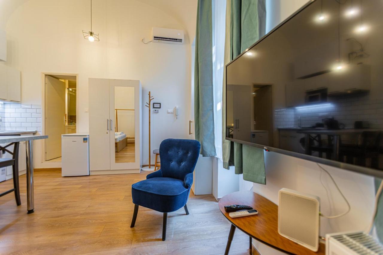 Cassa Mist Apartment Budapest Esterno foto